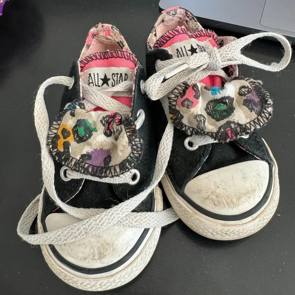 Converse Toddler All Star Double Tongue Shoes with Colorful Cheetah Print Sz 7